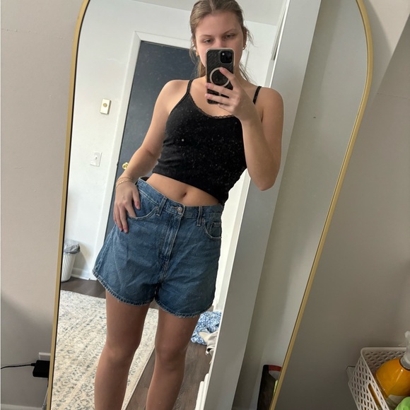 Levi High rise loose fit shorts - Picture 3 of 7